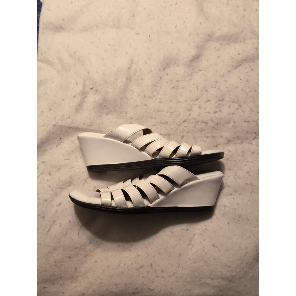 EuroSoft Wedge Comfort Sandals By Sofft, White leather Women's Size 9 READ